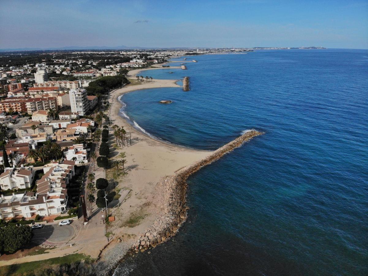 Primera Linia De Mar, Zona Tranquila Apartment Cambrils Exterior photo
