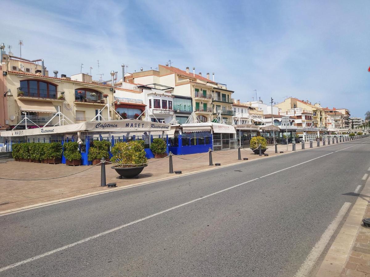 Primera Linia De Mar, Zona Tranquila Apartment Cambrils Exterior photo
